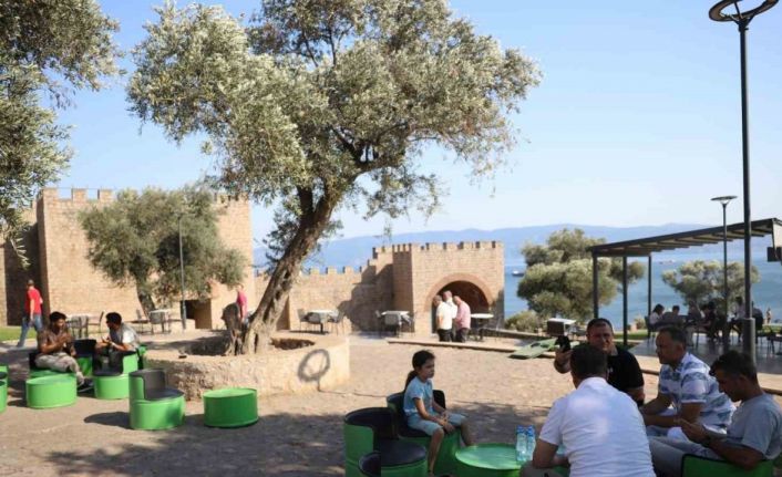 Hereke Kalesi’ne ziyaretçilerden tam not