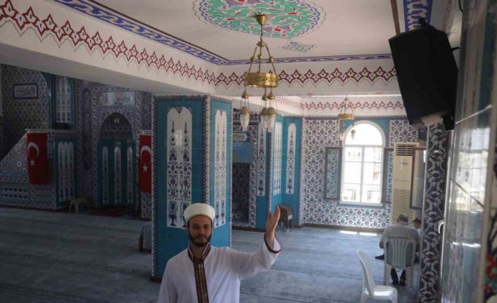 Huzuru camide bulan kuşların yuvalarına cemaatten merhamet koruması