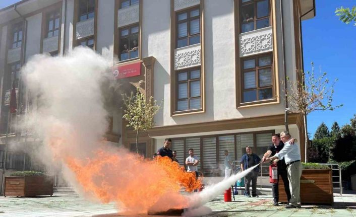 İl Müftülüğü’nde afet ve yangın farkındalık eğitimi