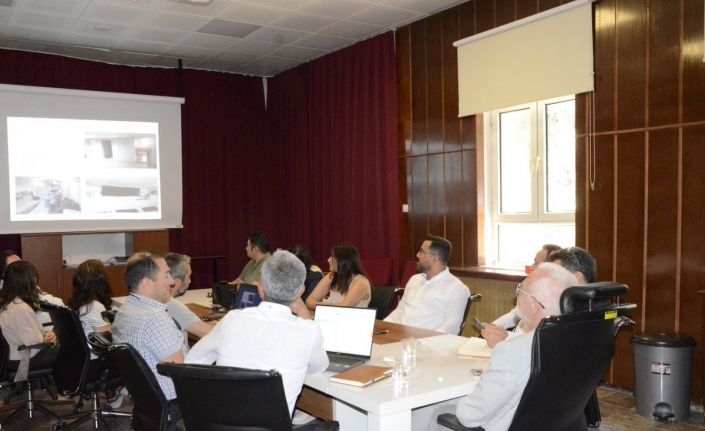 İlçelerde sunulan sağlık hizmetleri değerlendirildi