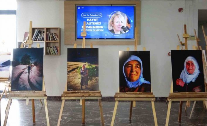 İlk fotoğraf sergisini çalıştığı hastanede açtı