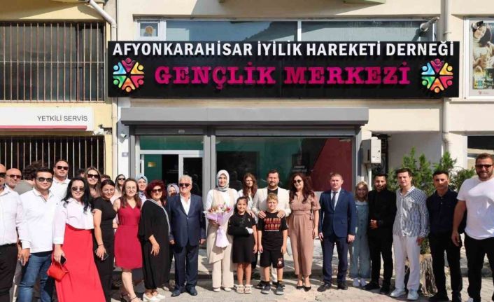 İyilik Hareketi Derneği Gençlik Merkezi açıldı