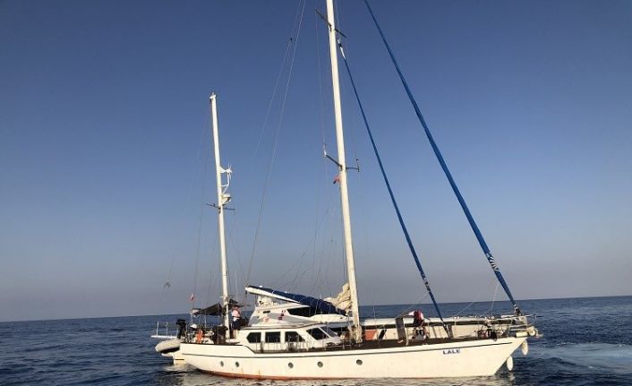 İzmir açıklarında 115 düzensiz göçmen yakalandı