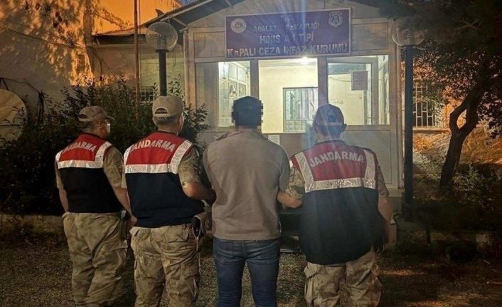 Jandarma aranan 655 şahsı yakaladı