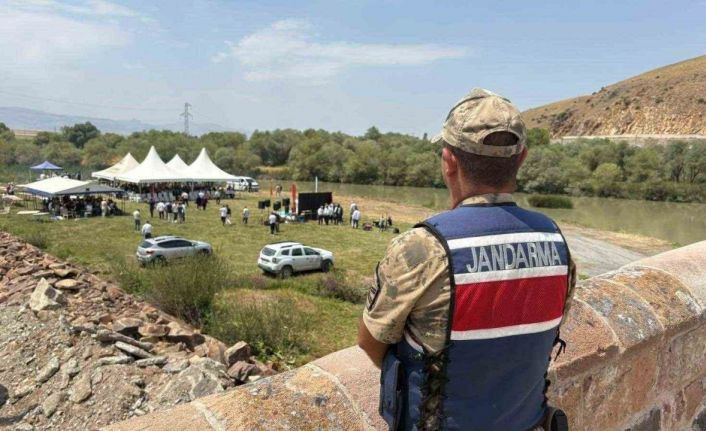 Jandarma, Çobandede kültür etkinliklerinde görev aldı