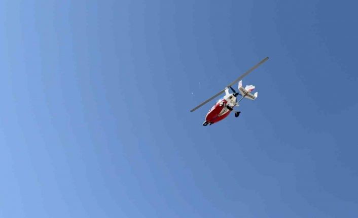 Jandarma ekipleri cayrokopterle havadan trafik denetimi yaptı