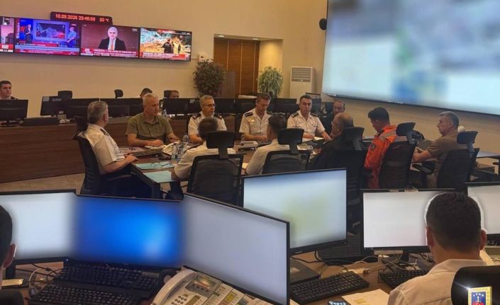 Jandarmadan deprem bölgesinde çalışmalara destek