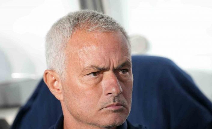 Jose Mourinho, Benfica karşısında Feyenoord 11’ini tercih etti