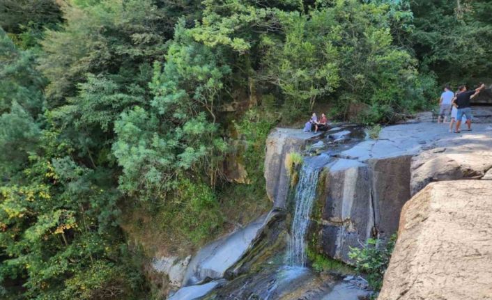 Kabaceviz Şelaleleri ilgi odağı