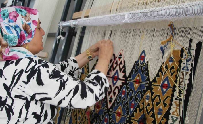 Kadın emeğiyle "Jirki kilimi" dünyaya açılıyor