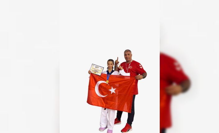 Kadriye Kurtoğlu’nun altın madalya kazandı