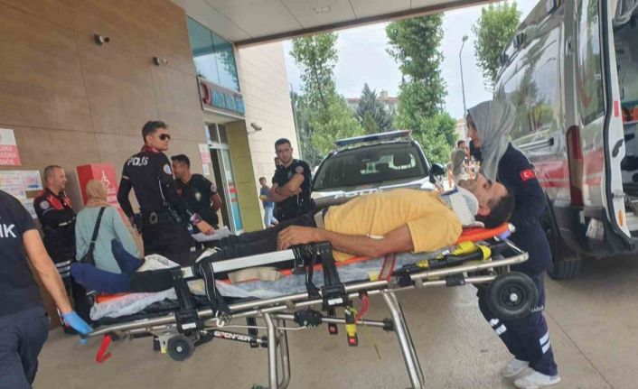 Kafa kafaya kaza: 6 yaralı