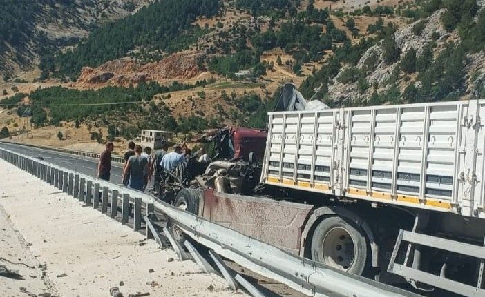 Kahramanmaraş’ta tır kazası: 1 ağır yaralı