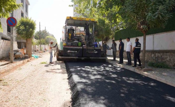 Kahta’da cadde ve sokaklar yenileniyor