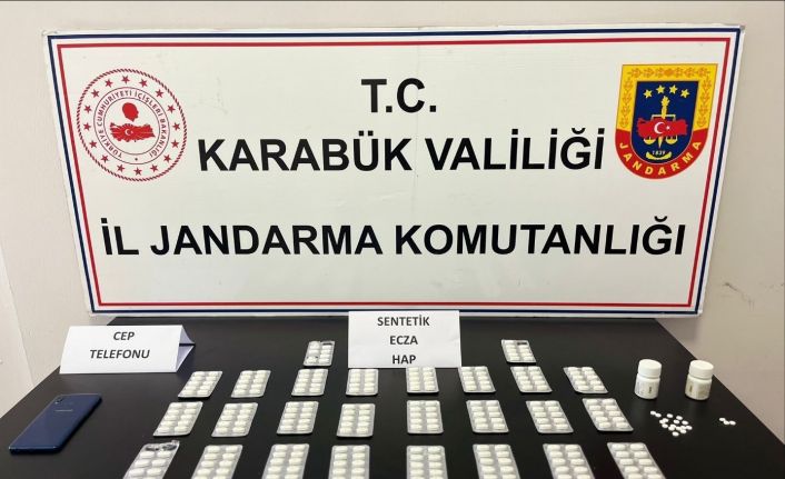 Karabük’te 353 adet sentetik ecza hap ele geçirildi