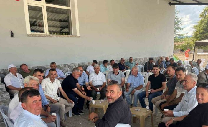 Karacakaş Köyünde yağmur duası ve birlik yemeği