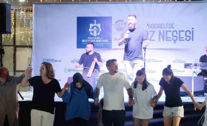 Karadeniz rüzgarı Milli İrade Meydanı’nda esti