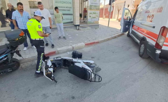 Karaman’da otomobille elektrikli bisiklet çarpıştı: 2 yaralı