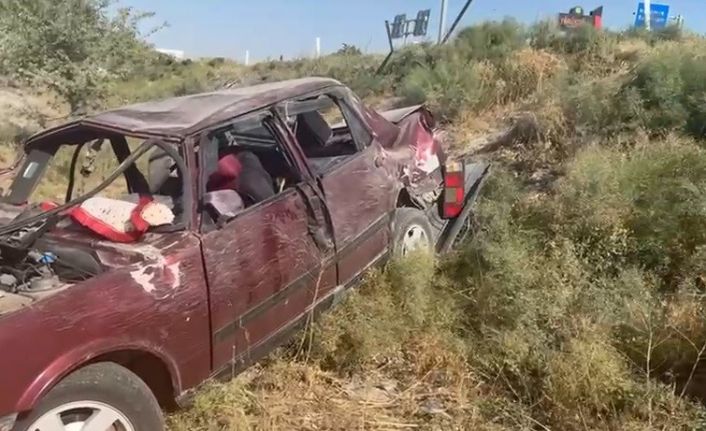 Karapınar’da otomobil yoldan çıktı: 7 yaralı