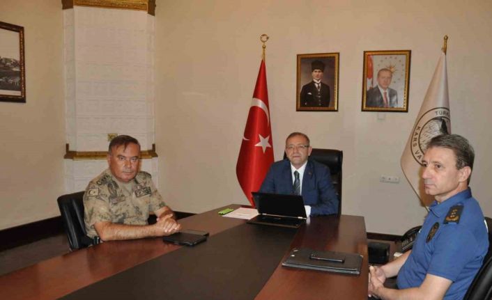 Kars’ta Temmuz ayı asayiş ve güvenlik toplantısı yapıldı