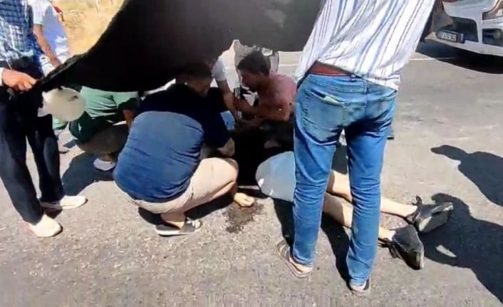 Kasko için Tesla aracın fotoğrafını çekerken tır çarptı: 1 yaralı