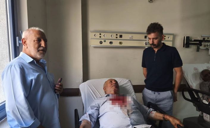 Kavgayı ayırmak isteyen imam darbedildi