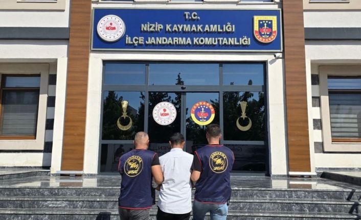 Kesinleşmiş hapis cezasıyla aranan uyuşturucu taciri yakalandı