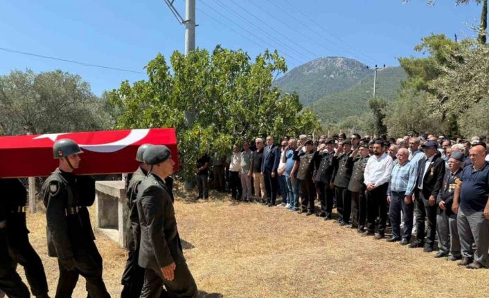 Kıbrıs Gazisi Mehmet Akif Aydemir son yolculuğuna uğurlandı