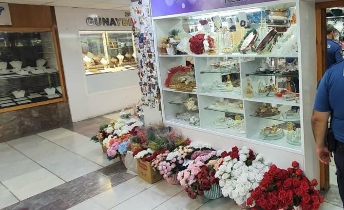 Kırşehir’de polis ekiplerinden piroteknik madde denetimi