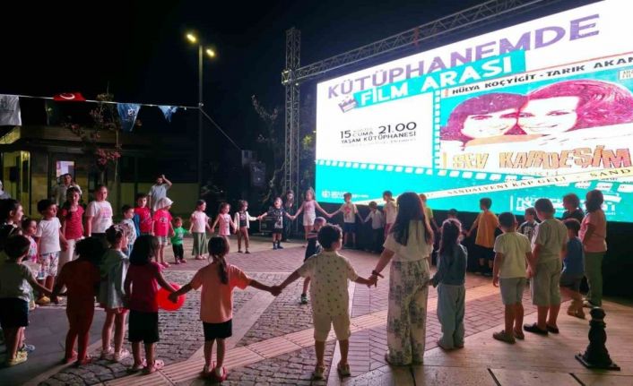 Kitapseverlere film molası