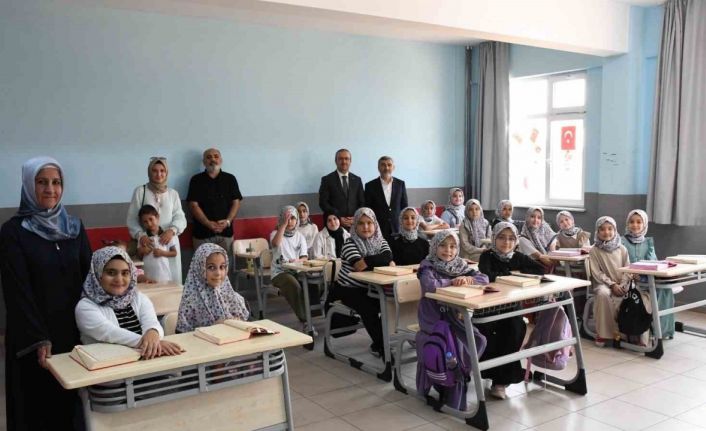 Kız hafızlık yaz kurslarına inceleme ziyareti