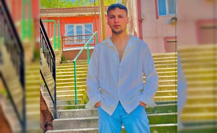 Kocaeli’de 19 yaşındaki genç, kuzeni tarafından bıçaklanarak öldürüldü