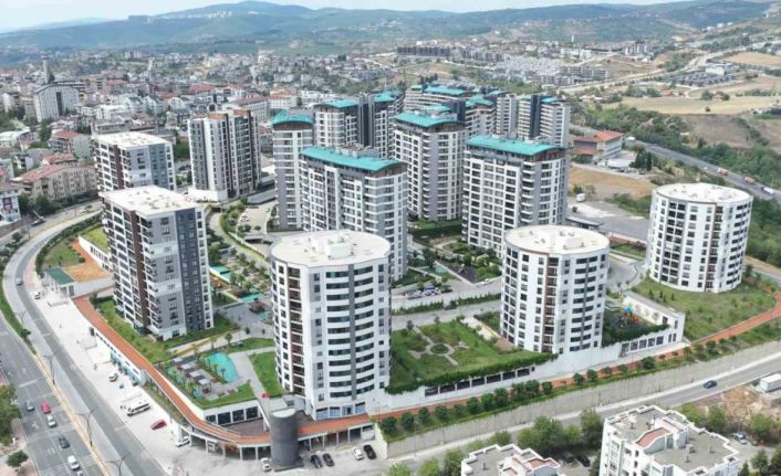 Kocaeli’ye 825 konut ve 31 ticari alan kazandırıldı