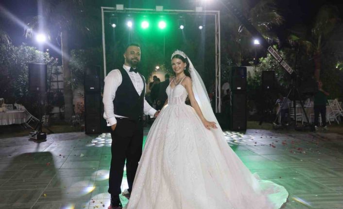 Kübalı gelin Arap usulü düğünle dünyaevine girdi