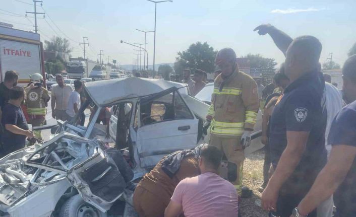 Kula’da karı-koca trafik kazasında hayatını kaybetti