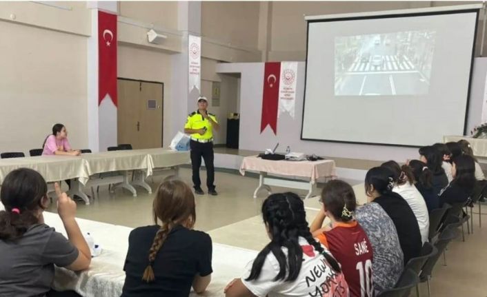 Kütahya’da korunma ve bakım altındaki çocuklara trafik eğitimi