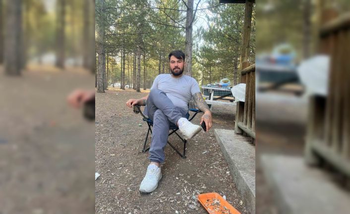 Kütahya’da su birikintisinde yüzen genç boğularak hayatını kaybetti