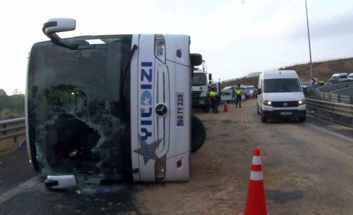 Kuzey Marmara Otoyolu’nda yolcu otobüsü devrildi: 3 ölü, 20 yaralı