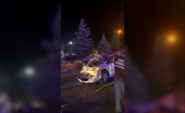 Lastiği patlayan araç takla attı; 4 yaralı