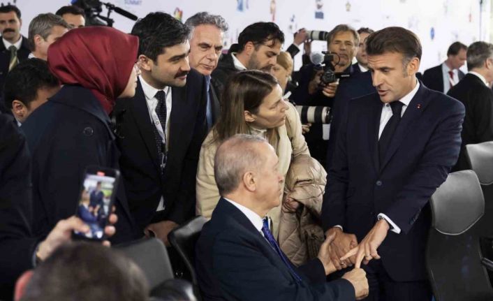 Macron: "İki Devletli Çözüm Konferansı için Türkiye ile yakın iş birliği içinde çalışıyoruz"