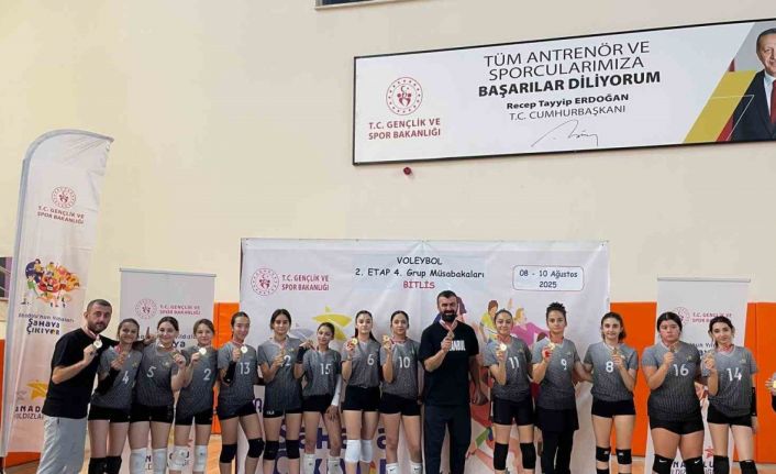 Malatya kadın voleybol takımı Türkiye finallerinde