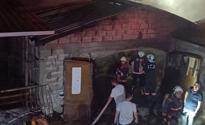 Malatya’da ahır yangını