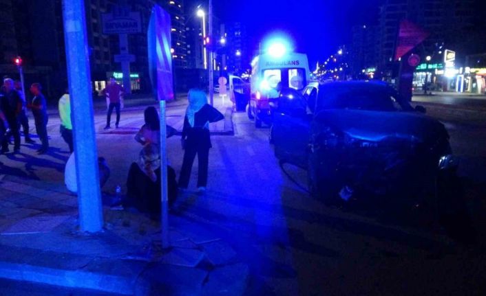 Malatya’da iki otomobil çarpıştı: 4 yaralı