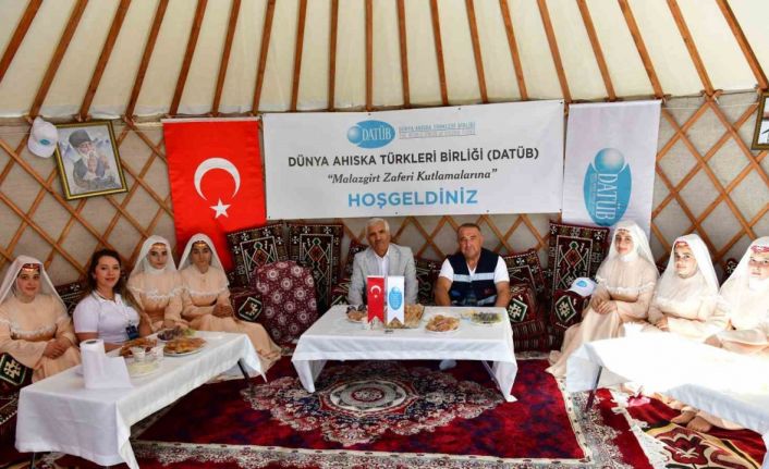 Malazgirt Zaferi etkinliklerinde DATÜB çadırına yoğun ilgi