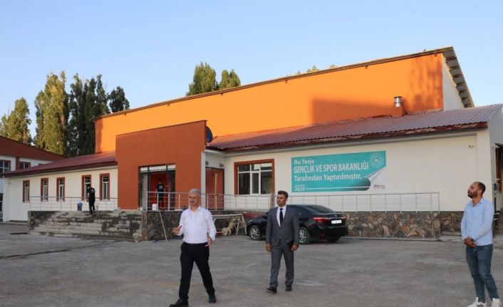 Malazgirt’te spor ve gençlik yatırımları sürüyor