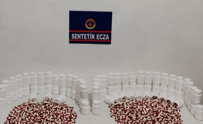 Manisa’da 5 binin üzerinde sentetik ecza hapı ele geçirildi