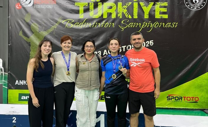 Manisalı Badmintoncu Ravza Bodur Türkiye Şampiyonu oldu
