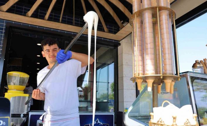 Maraş dondurması dünyada zirvede: En iyi soğuk tatlı