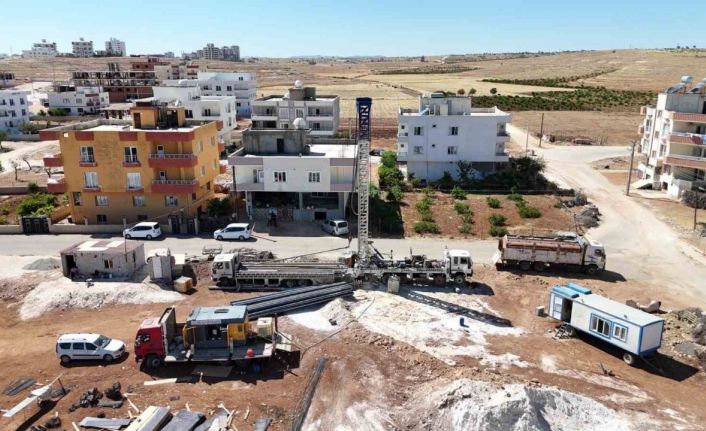 Mardin ilçe merkezlerinde altyapı yatırımları sürüyor