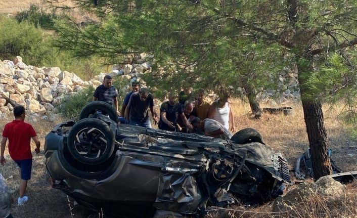 Marmaris-Datça yolunda kafa kafaya çarpışma: 5 yaralı